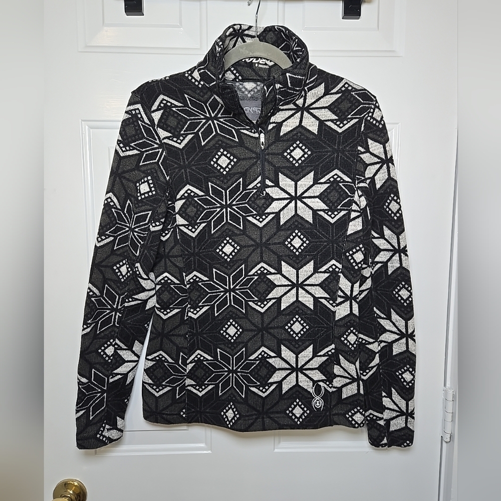 Spyder Soft Knit Black & White Snowflake Design Quarter Zip Pullover Ladies 8